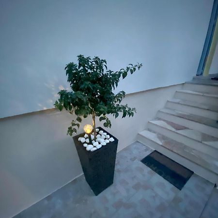 Lumar Holidays And Apartments เปรโก ภายนอก รูปภาพ