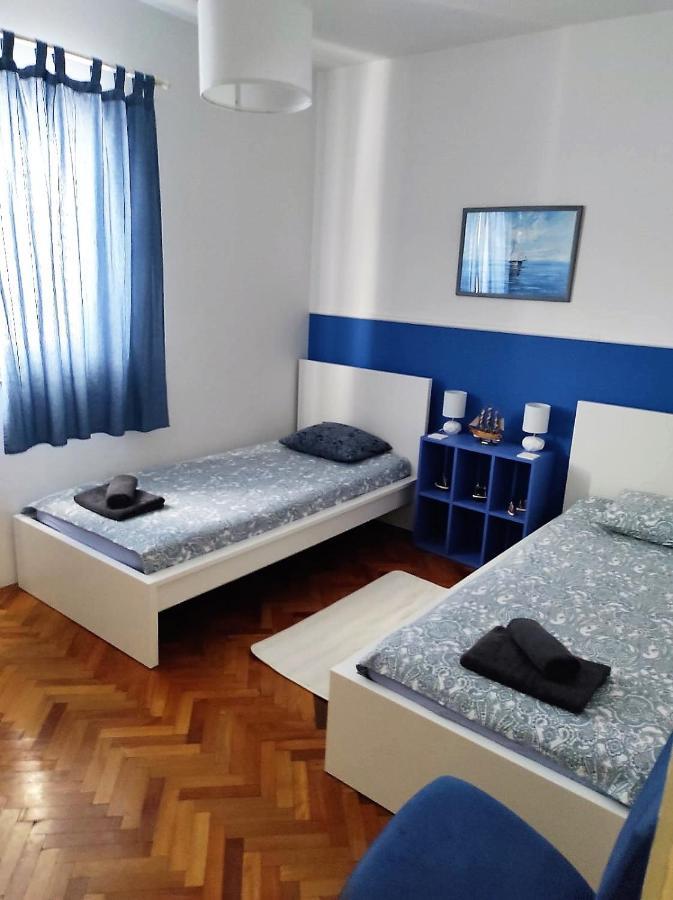 Lumar Holidays And Apartments เปรโก ภายนอก รูปภาพ