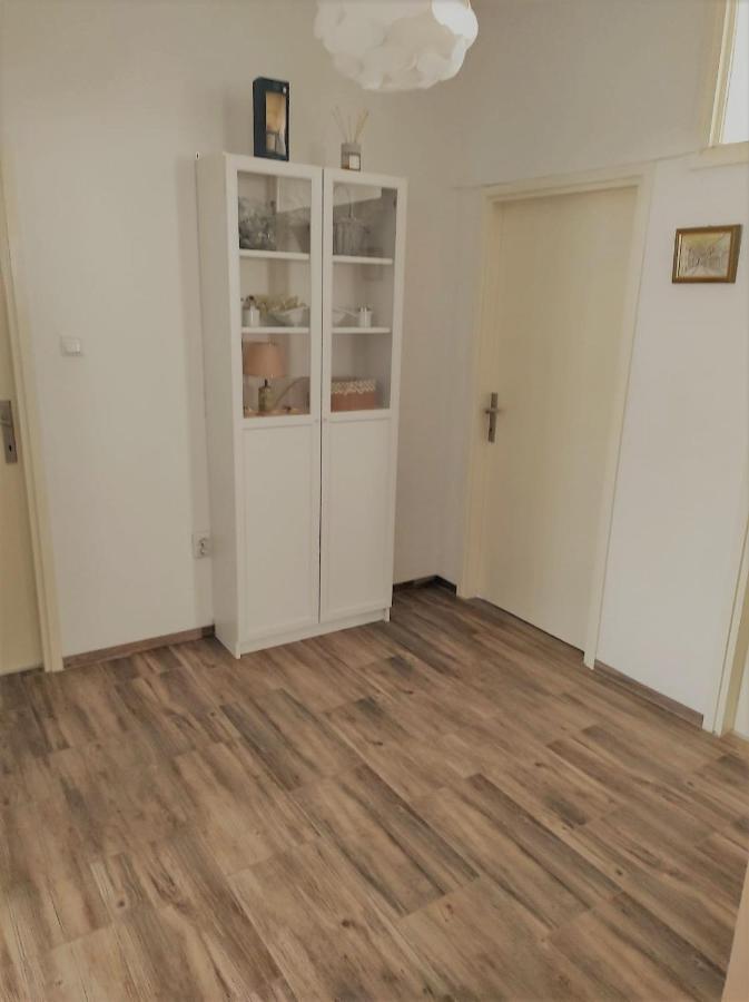 Lumar Holidays And Apartments เปรโก ภายนอก รูปภาพ